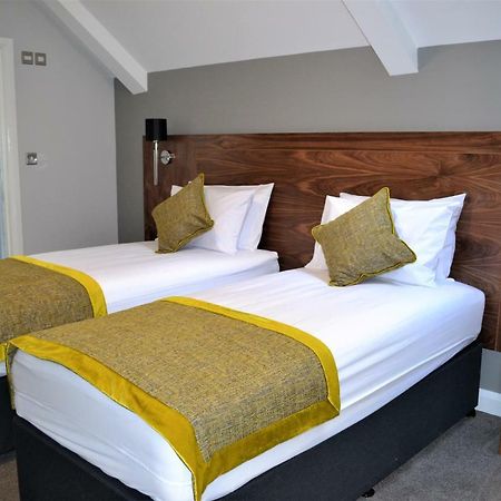 New Park Hotel Carmarthen Ngoại thất bức ảnh