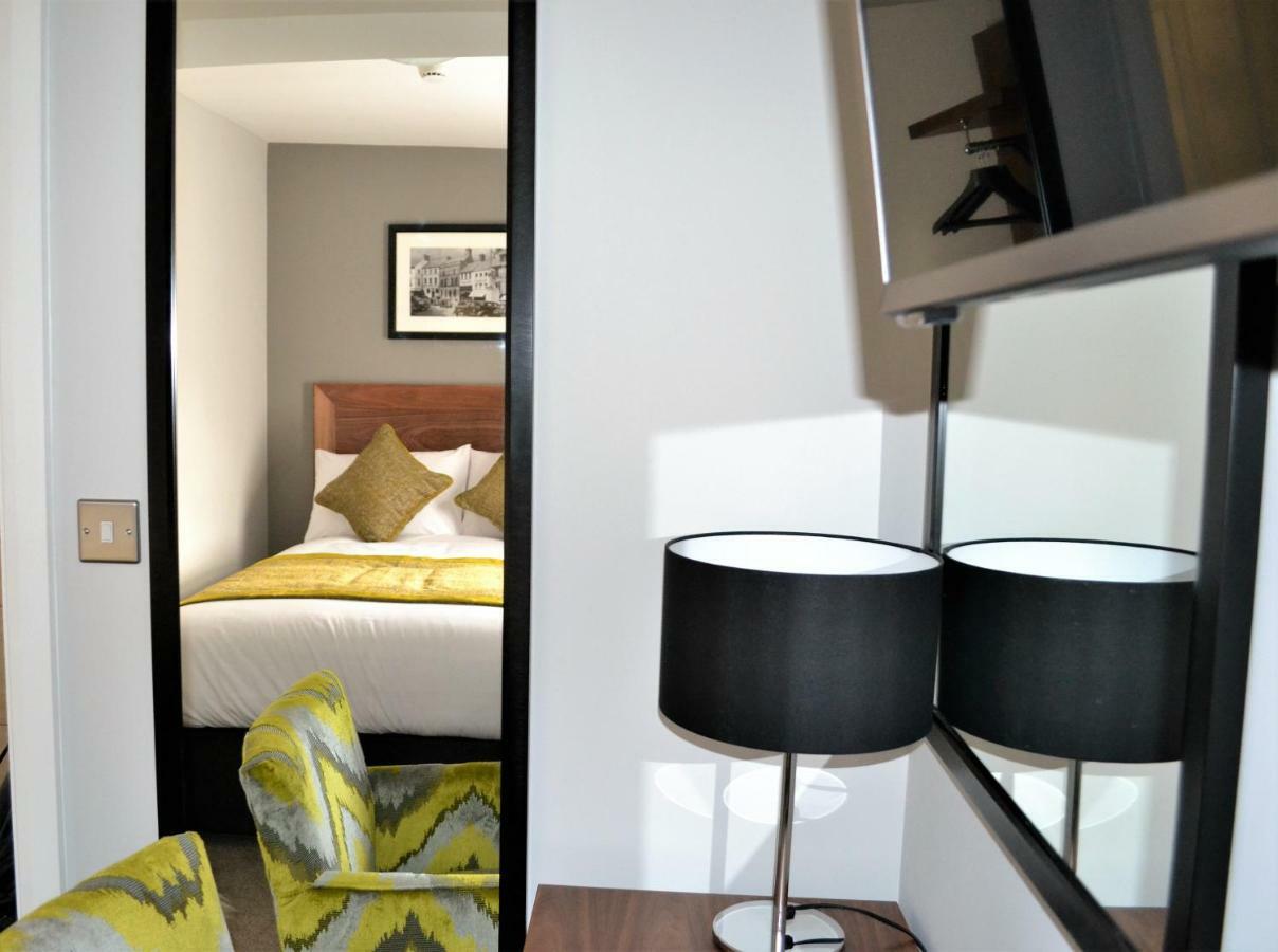 New Park Hotel Carmarthen Ngoại thất bức ảnh